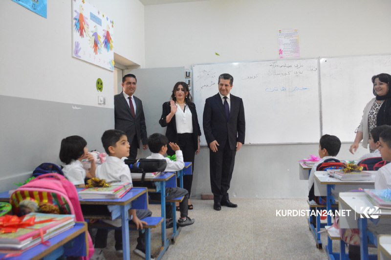 سەرۆکی حکوومەت زەنگی ساڵی نوێی خوێندنی لێدا